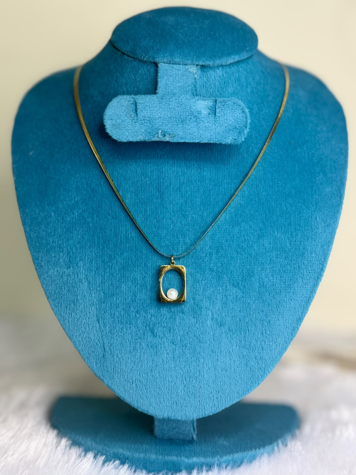 single pendant