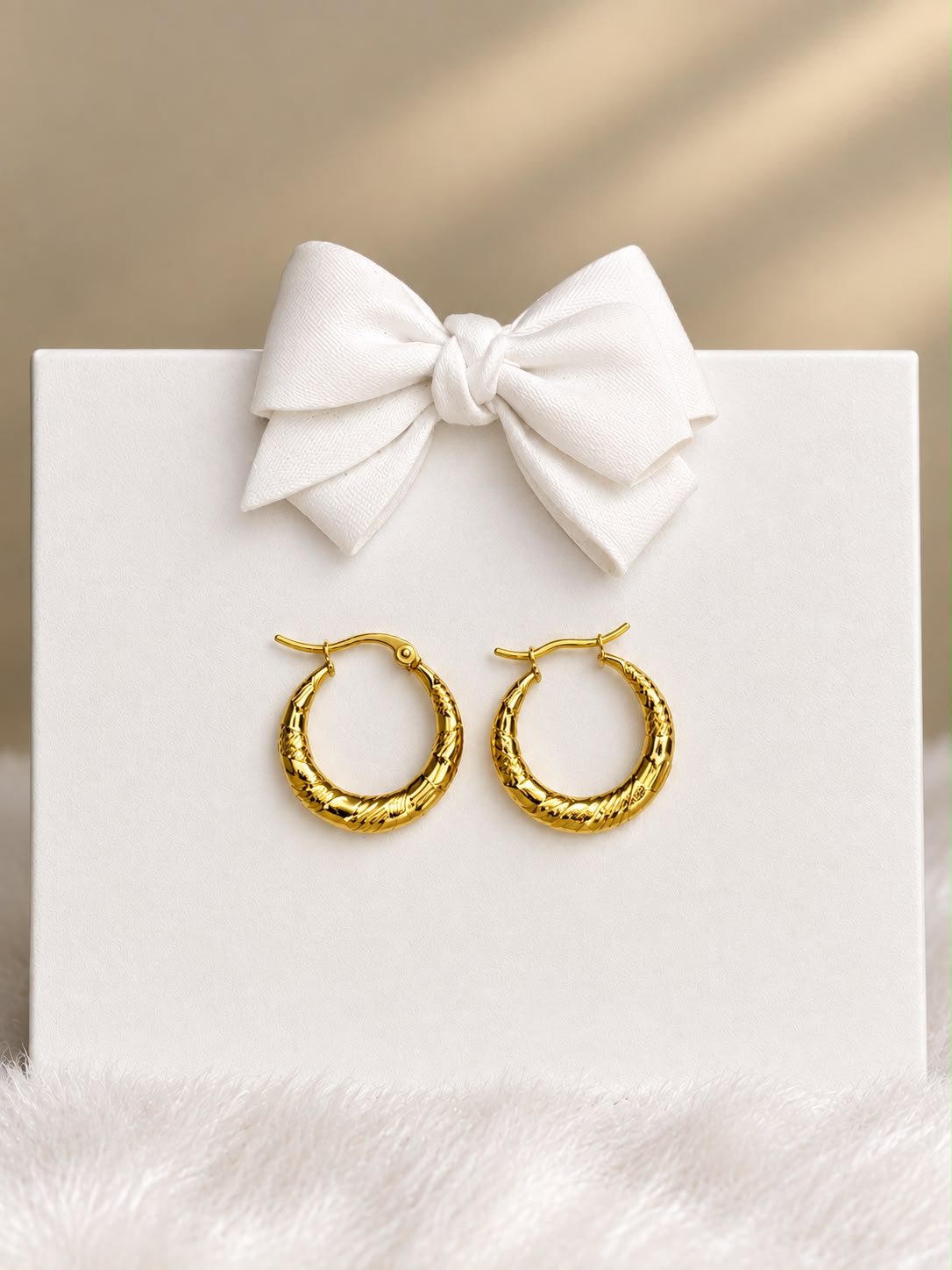 hoops earring